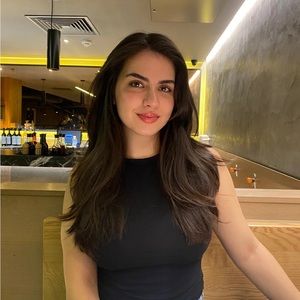 Meet your Posher, Lena